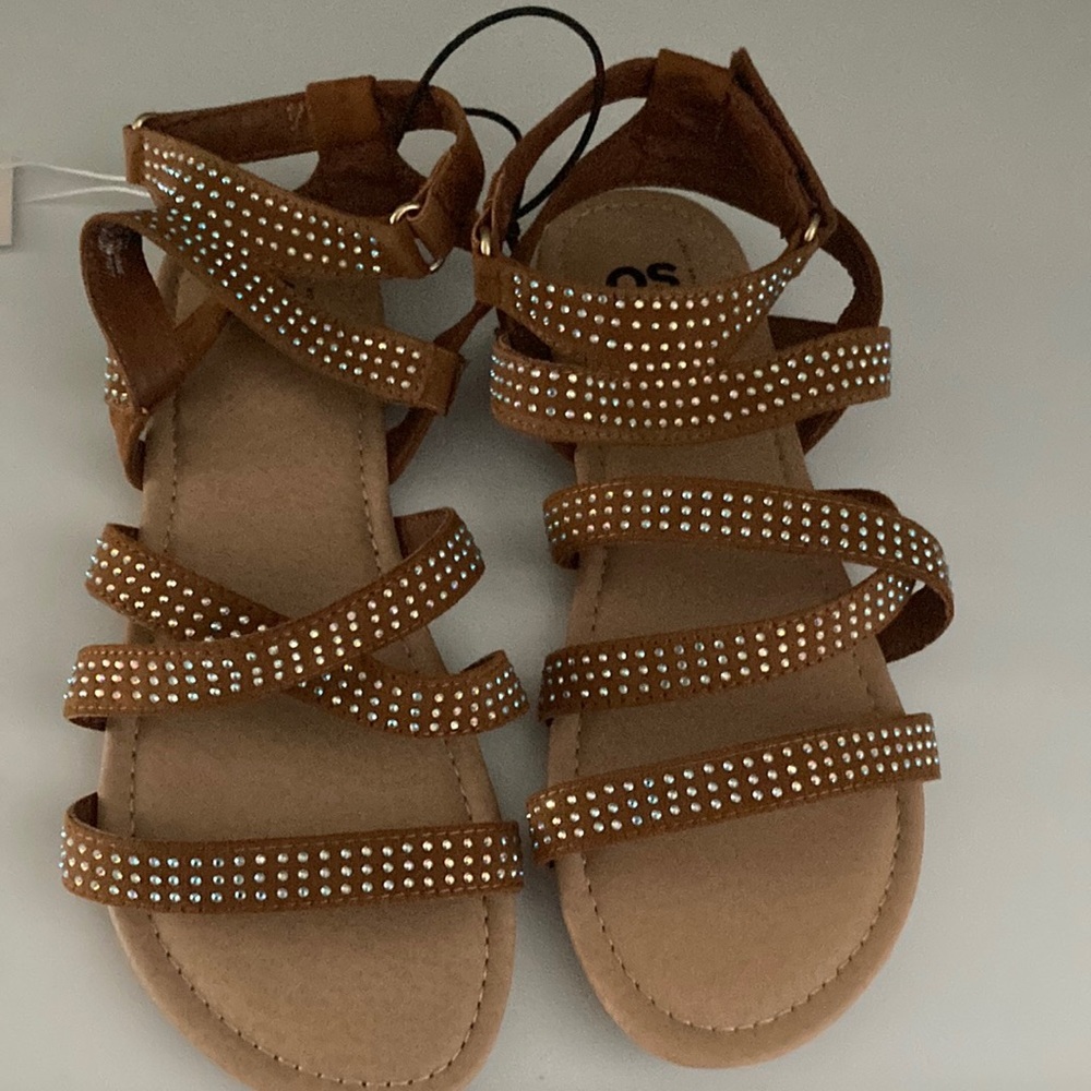 Sandals with rhinestones